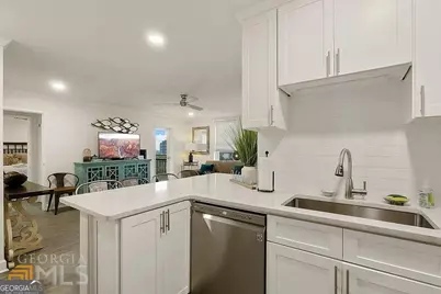 300 Peachtree Street NE #APT 4C, Atlanta, GA 30308 - Photo 9