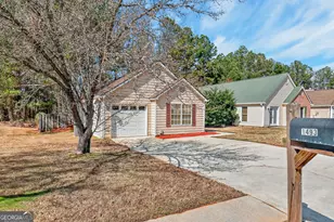 1493 Fall Creek Trace N, Douglasville, GA 30134 - Photo 3