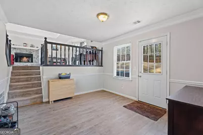 860 Meadowsong Circle, Lawrenceville, GA 30043 - Photo 9