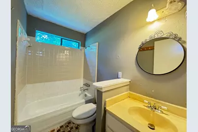 8846 Wesley Place, Jonesboro, GA 30238 - Photo 17