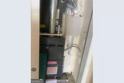 902 Cascade Park Drive SW, Atlanta, GA 30331 - Photo 17