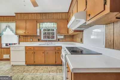 103 Julie Circle, Griffin, GA 30223 - Photo 7