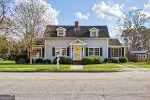 606 W Liberty St, Claxton, GA 30417 - Photo 1