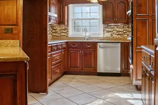 606 W Liberty St, Claxton, GA 30417 - Photo 11