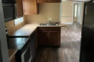 102 Cypress Lake Dr, Statesboro, GA 30458 - Photo 11