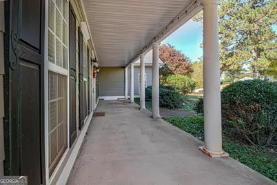 100 Clydesdale Court, Tyrone, GA 30290 - Photo 9