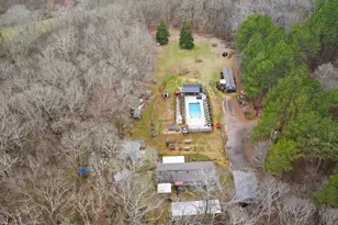 1719 Harber Rd, Carnesville, GA 30521 - Photo 1