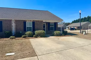 1553 Louise Anderson Dr, Griffin, GA 30224 - Photo 3