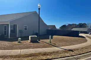 1553 Louise Anderson Dr, Griffin, GA 30224 - Photo 5