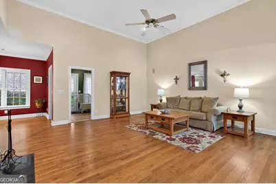 623 Walton Way, Macon, GA 31204 - Photo 9