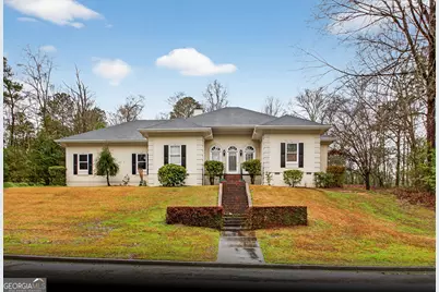 623 Walton Way, Macon, GA 31204 - Photo 1