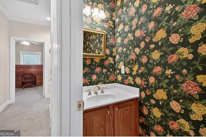 623 Walton Way, Macon, GA 31204 - Photo 29