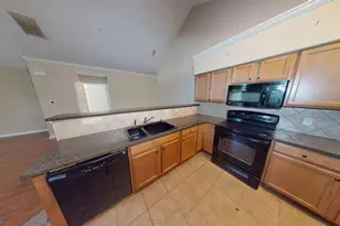 300 SE Silver Summit Dr SE, Conyers, GA 30094 - Photo 29