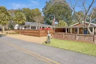 502 &amp 502 1/2 Ashantilly Ave, Saint Simons, GA 31522 - Photo 81