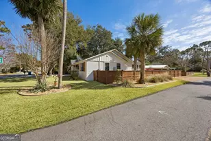 502 &amp 502 1/2 Ashantilly Ave, Saint Simons, GA 31522 - Photo 79