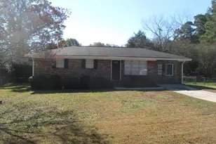 210 E Richardson St, Oxford, GA 30054 - Photo 1