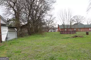 27 McLeod St, Lyerly, GA 30730 - Photo 15