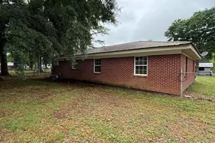 27 McLeod St, Lyerly, GA 30730 - Photo 9