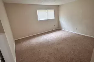 2033 Oak Park Ln, Decatur, GA 30032 - Photo 13