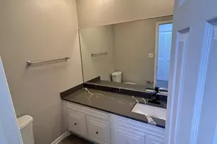 2033 Oak Park Ln, Decatur, GA 30032 - Photo 9