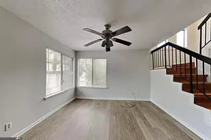 8577 Parkside Dr, Jonesboro, GA 30238 - Photo 3