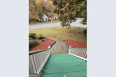 7336 Waters Edge Drive, Stone Mountain, GA 30087 - Photo 5