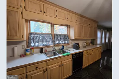 7336 Waters Edge Drive, Stone Mountain, GA 30087 - Photo 15