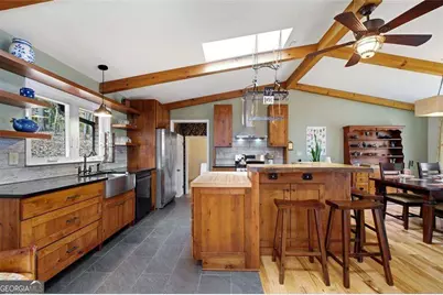 642 Kenilworth Circle, Stone Mountain, GA 30083 - Photo 17