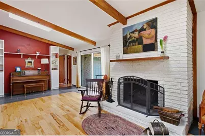 642 Kenilworth Circle, Stone Mountain, GA 30083 - Photo 11