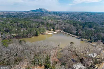 642 Kenilworth Circle, Stone Mountain, GA 30083 - Photo 49