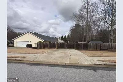 616 Embassy Walk, Winder, GA 30680 - Photo 29