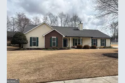 616 Embassy Walk, Winder, GA 30680 - Photo 1