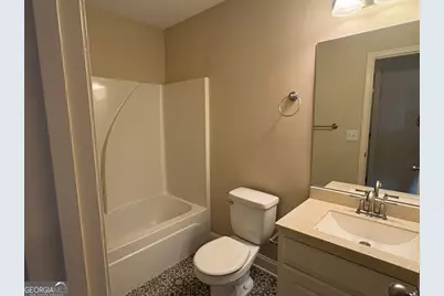 616 Embassy Walk, Winder, GA 30680 - Photo 9