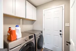 301 Bowen Dr, Warner Robins, GA 31088 - Photo 13