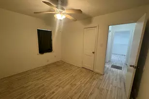 324 N Main St, Statesboro, GA 30458 - Photo 7