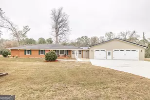 26 Mansfield Dr, Hawkinsville, GA 31036 - Photo 1