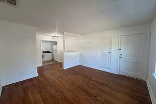 324 N Main St, Statesboro, GA 30458 - Photo 3