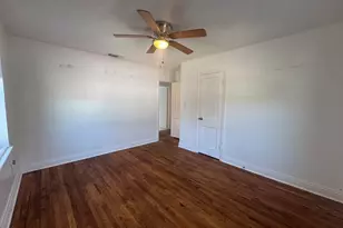 324 N Main St, Statesboro, GA 30458 - Photo 5