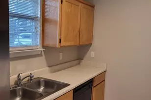 319 Madison Ave, Saint Marys, GA 31558 - Photo 5