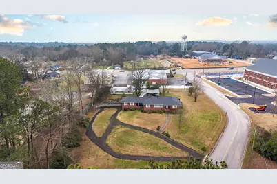 202 Iris Drive, Centre, AL 35960 - Photo 13