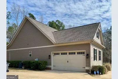 127 Newport Road NE, Milledgeville, GA 31061 - Photo 5