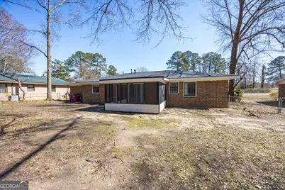 602 N Forest Lake Drive, Macon, GA 31210 - Photo 5