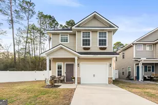 1263 Cypress Fall Cir, Hinesville, GA 31313 - Photo 1