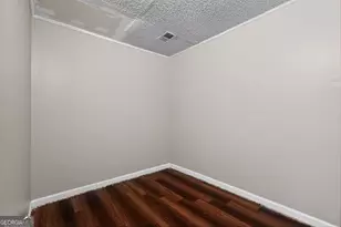 5615 Mayfair Crossing Dr, Lithonia, GA 30038 - Photo 17