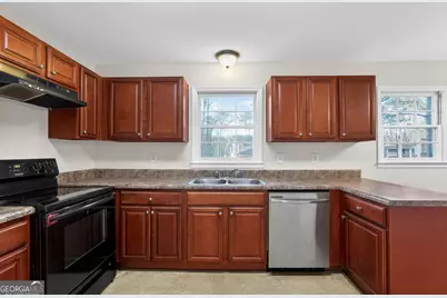 4525 Cherie Glen Trail, Stone Mountain, GA 30083 - Photo 13