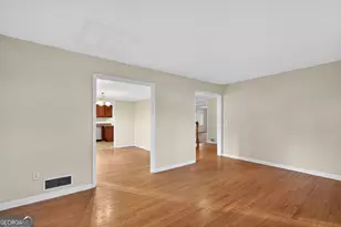 4525 Cherie Glen Trail, Stone Mountain, GA 30083 - Photo 7