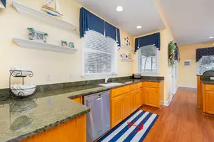146 Royal Dr, Brunswick, GA 31523 - Photo 13