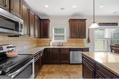 1246 Foxcreek Drive, McDonough, GA 30252 - Photo 5