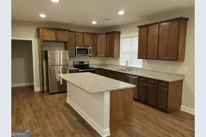 1266 First St Apt C, Dudley, GA 31022 - Photo 3