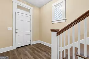 716 W 38th St, Savannah, GA 31415 - Photo 3